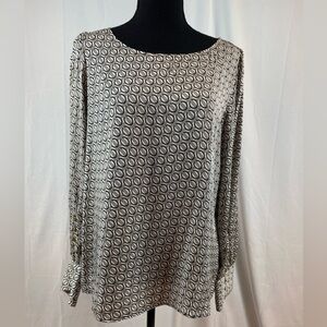 Express‎ Monochrome Circle Pattern Blouse
